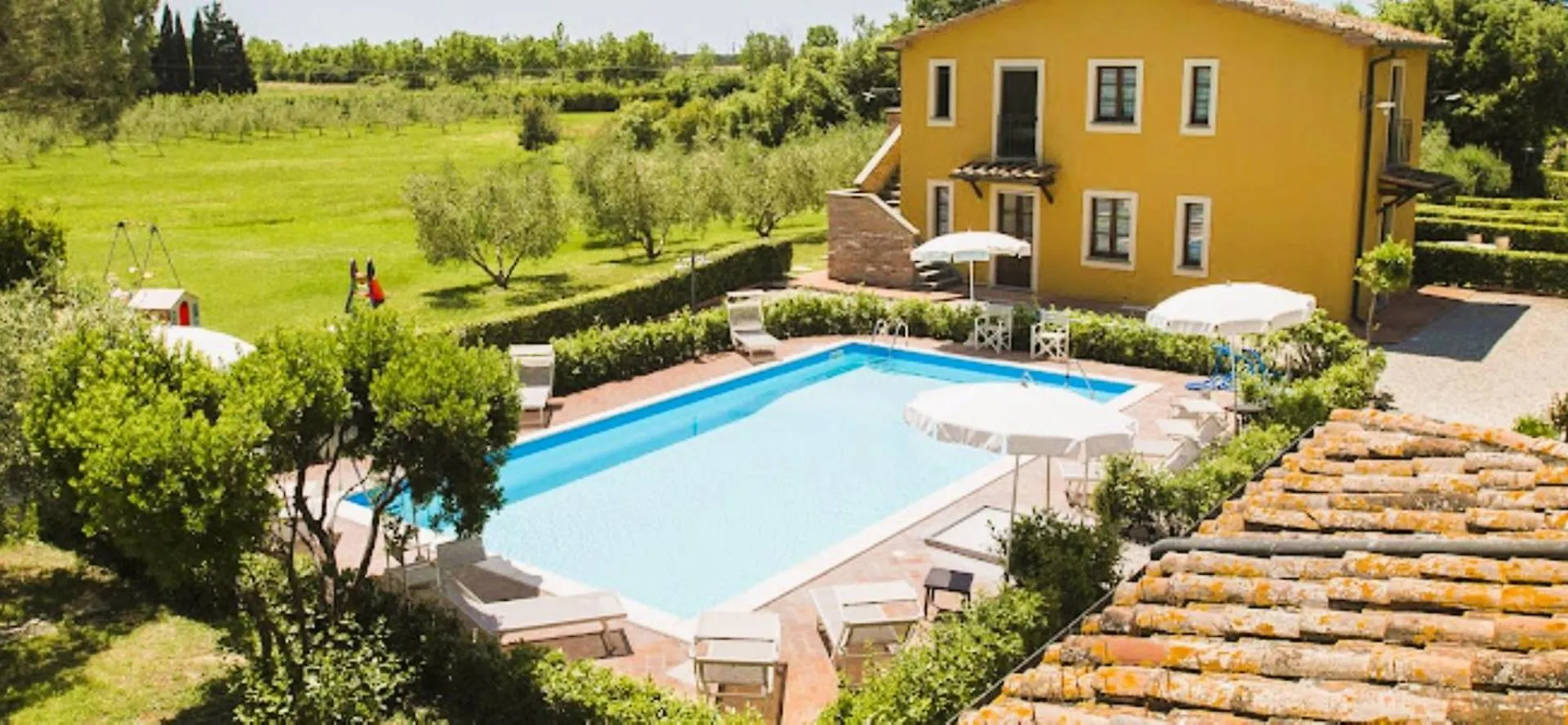 Isa-Il Casale Di Donoratico, Residence With Swimming-Pool 0*, Доноратико Италия